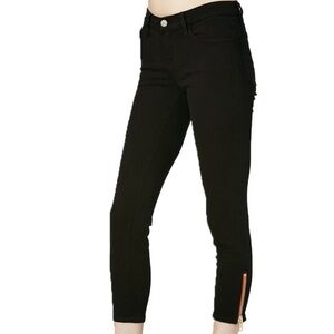 Black NWOT Etienne Marcel size 24 jeans.